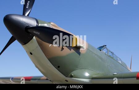 Hawker Hurricane Mk.I P3717 Complet deux pièces en charmeuase (G-HITT) survivant de la bataille d'Angleterre exploité par Aviation autrefois basé à l'ancien directeur de l'aérodrome Banque D'Images