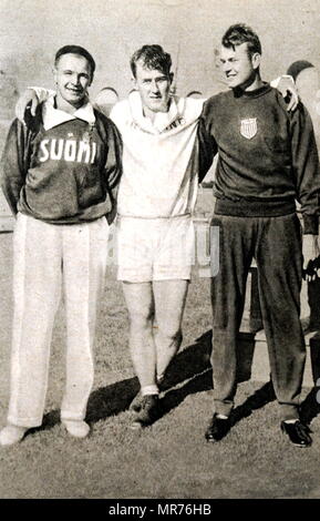 Photo de les trois premiers gagnants dans le lancer de marteau au Jeux Olympiques de 1932. (Milieu) Patrick O'Callaghan (1905 - 1991) médaillé d'or. (À GAUCHE) Ville Porhola (1897 - 1964), médaillé d'argent. (Droit) Pete Zaremba (1908 - 1994). Banque D'Images