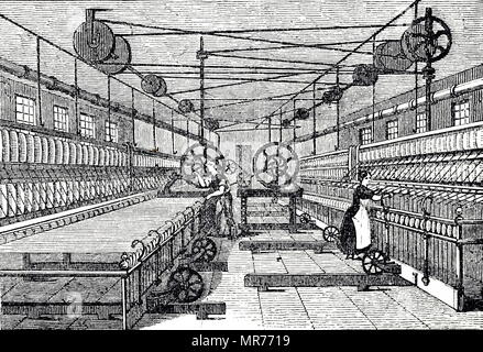 Gravure illustrant le processus de filage coton par mule : les mulets sont entraînés par un moteur à vapeur à travers un passage et l'arbre d'entraînement par courroie. En date du 19e siècle Banque D'Images