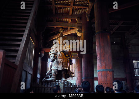 Komokuten à l'intérieur de Temple Todai-ji à Nara, Japon Banque D'Images