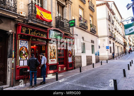 Taberna Elisa, Calle Sta. María, Madrid, Espagne. Banque D'Images