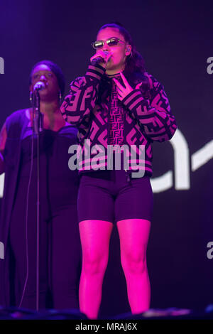 Le Pays de Galles. 26 mai 2018, Mabel effectuant dans le plus grand week-end à Singleton park, Swansea, le 5 mai 2018, le Pays de Galles.© Jason Richardson / Alamy Live News Banque D'Images