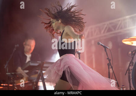 Swansea, Pays de Galles. 26 mai 2018, Airbourne effectuant dans le plus grand week-end à Singleton park, Swansea, le 5 mai 2018, le Pays de Galles.© Jason Richardson / Alamy Live News Banque D'Images