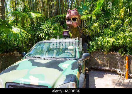 Orlando, Floride - le 09 mai, 2018 : Jurassic Park dinosaure jeep à Universal Studios et Islands of Adventure theme park Banque D'Images