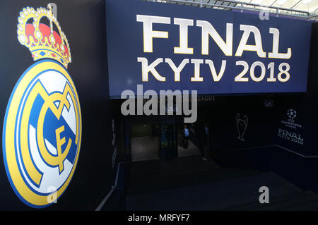 Une vue générale de la Real Madrid logo pendant la finale de la Ligue des champions au stade Olimpiyskiy NSK, Kiev Banque D'Images