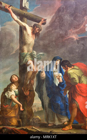 Parme, Italie - 16 avril 2018 : Le tableau de la Crucifixion à l'église Chiesa di San Antonio Abate par Giuseppe Peroni (1710 - 1776). Banque D'Images