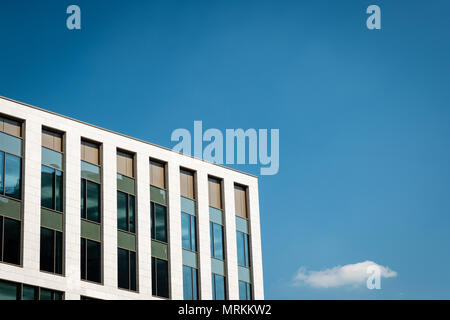 Wellington Place, l'emplacement de l'ancienne gare ferroviaire et de nouveaux immeubles de bureaux à Leeds, West Yorkshire Banque D'Images