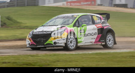 Circuit de Silverstone, Towcester, UK. 27 mai, 2018. Pneus Cooper World RX de Grande-Bretagne, la SpeedMachine Festival ; Grégoire Demoustier (BEL) dans la Peugeot 208 WRX pour le Team Sébastien Loeb Racing durant la Qualification 3 en Championnat du Monde de voitures de sport Plus d'Action : Crédit/Alamy Live News Banque D'Images