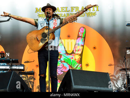 Napa, Californie, le 26 mai 2018, Michael Franti sur le bourrage à l'étape des caves 2018 BottleRock Festival à Napa en Californie, Crédit : Ken Howard/Alamy Live News Banque D'Images