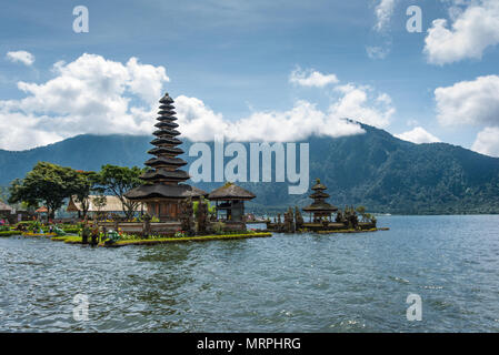 Temple Pura Ulu Danau paysages de Bali,l'Indonésie Banque D'Images