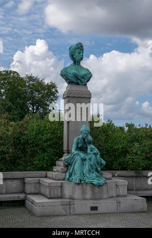 Copenhague, Danemark - 29 août 2015 : le monument à la Princesse Marie d'Orléans par le sculpteur Carl en 1912 Martin-Hansen est situé à Langelinie Park Banque D'Images