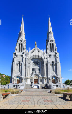 Basilique Sainte-Anne de Beaupré, Sainte-Anne de Beaupré, Québec, Canada Banque D'Images