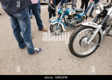 Vieille moto classique a montré en véhicule classique juste Mallorca Espagne Banque D'Images