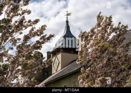 Très clair et simple de l'église St Michael and All Angels dans Croft Banque D'Images