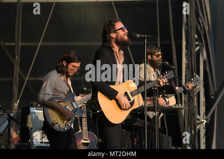 Londres, Royaume-Uni. 27 mai 2018. Le Père John Misty (de son vrai nom Josh Tillman) en live sur scène le dernier jour du festival de l'est tous les points dans le parc Victoria, à Londres. Date de la photo : le dimanche 27 mai, 2018. Photo : Roger Garfield/Alamy Banque D'Images