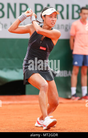 Paris, France. 27 mai, 2018. Qiang Wang (CHN) Tennis : Qiang Wang, de la Chine au cours de la première série de match du tournoi de tennis Venus Williams contre des États-Unis à la Roland Garros à Paris, France . Credit : AFLO/Alamy Live News Banque D'Images