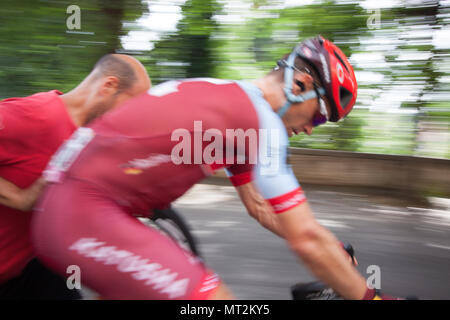 Rome, Italie. 28 mai 2018. Giro d'Italia 2018 : Scènes de la dernière étape du circuit au coeur de la capitale. Crédit : Stefano Senise/Alamy Live News Banque D'Images
