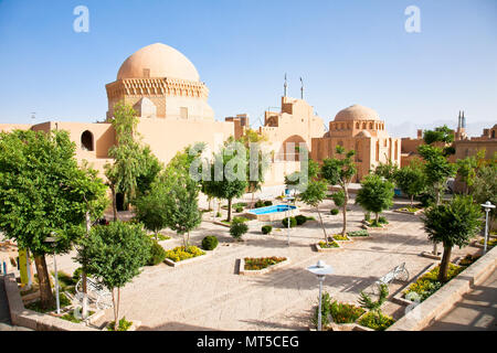 Alexander's Prison et parc en face , Yazd, Iran Banque D'Images