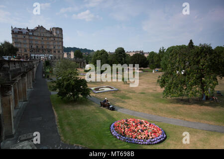 Jardins parade dans la ville de Bath, Angleterre, Royaume-Uni. Banque D'Images