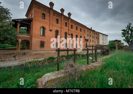 Bentivoglio, ITALIE - 01 mai 2018 : Le château de Bentivoglio a été construit entre 1475 et 1481 par la seigneurie de Giovanni II Bentivoglio à Molinella, Banque D'Images