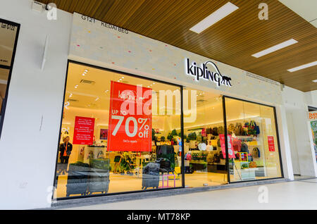 Penang, Malaisie - Nov 11, 2017 : Kipling boutique. Kipling est une marque de mode fondée en 1987 à Anvers, Belgique. La marque Kipling fait partie de VF Corporatio Banque D'Images