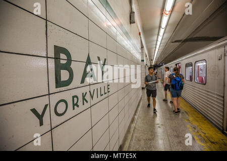 Partie inférieure de la baie de Toronto est une station de métro active et c'est un film populaire et film set location Banque D'Images