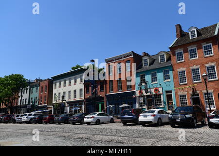 USA Maryland Baltimore MD Fells Point le long d'affaires Thames Street Banque D'Images