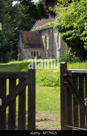 L'église St Mary, Red Kites, Oxfordshire Banque D'Images