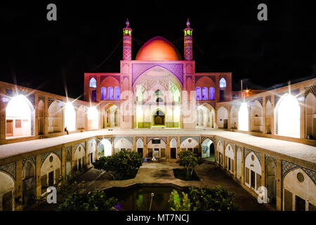 Vue sur la mosquée Agha Bozorg à Kashan, Iran Banque D'Images