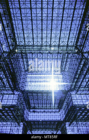 Historique 1988 PLAFOND DE VERRE jacob javits center ONZIÈME AVENUE MANHATTAN NEW YORK USA Banque D'Images