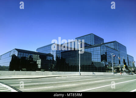 1988 jacob javits center historique 11E AVENUE MANHATTAN NEW YORK USA Banque D'Images