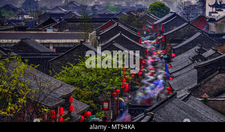 Yangzh Yangzh, Chine. 28 mai, 2018. Yangzhou, Chine 28 mai 2018 : La Shanghai Street est une vieille rue à Yangzhou, Chine de l'est la province de Jiangsu. Crédit : SIPA Asie/ZUMA/Alamy Fil Live News Banque D'Images