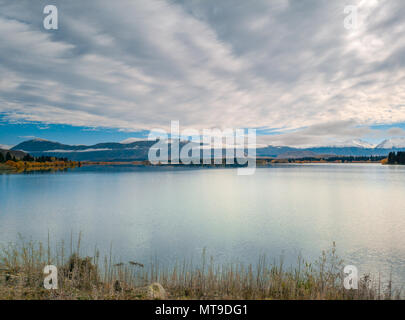 L'automne dans le Lac Pukaki , île du Sud, Nouvelle-Zélande paysage Banque D'Images