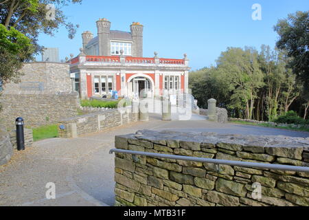 SWANAGE, UK - 20 MAI 2018 : le château de Durlston Durlston Country Park à près de Swanage, à l'île de Purbeck, Dorset Banque D'Images