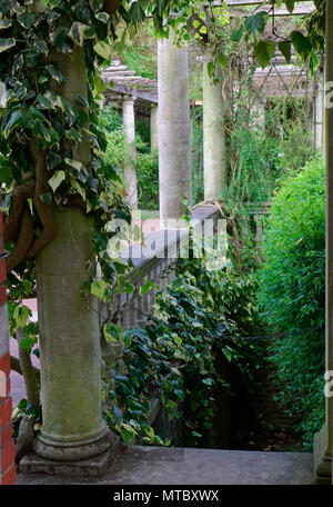 La Pergola et le jardin de la Colline Banque D'Images