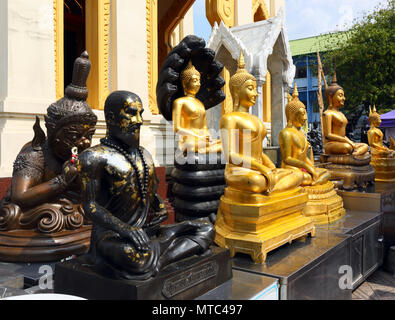 Des statues de divinités en Thaïlande Banque D'Images