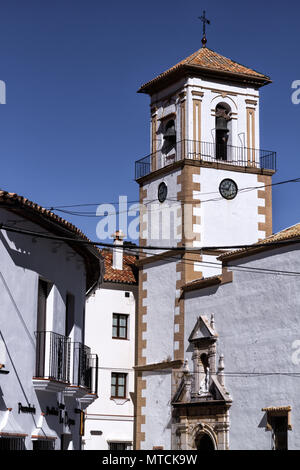 GRAZALEMA, ESPAGNE - 15 février 2018 : Blanc église catholique. Banque D'Images