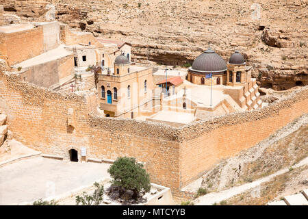 Monastère grec-orthodoxe Grande Laure de Saint Sabbas le sanctifié (Mar Saba) dans la région de désert de Judée. La Palestine, Israël. Banque D'Images