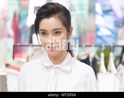 Shanghai, Shanghai, Chine. 29 mai, 2018. Shanghai, Chine 29 mai 2018 : l'actrice chinoise Li Bingbing participe à un événement à Shanghai, 29 mai 2018. Crédit : SIPA Asie/ZUMA/Alamy Fil Live News Banque D'Images