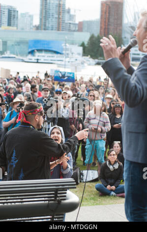 Vancouver, Colombie-Britannique, Canada, 29 mai 2018. La démonstration s'opposant à la construction et l'achat de la Fédéral Kinder-Morgan trans-mountain pipeline à Creekside Park. Crédit : Patrick Gillin/Alamy Live News Banque D'Images