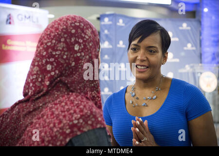 29 mai 2018 - Atlanta, GA - Le maire d'Atlanta, Keisha Lance bas accueille le membre de la communauté musulmane de la région à un dîner d'Iftar Ramadan tenu à Atlanta l'Hôtel de Ville. (Crédit Image : © Robin Rayne Nelson via Zuma sur le fil) Banque D'Images