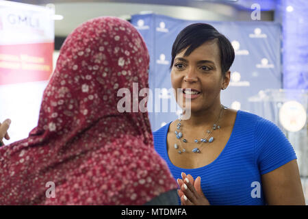 29 mai 2018 - Atlanta, GA - Le maire d'Atlanta, Keisha Lance bas accueille le membre de la communauté musulmane de la région à un dîner d'Iftar Ramadan tenu à Atlanta l'Hôtel de Ville. (Crédit Image : © Robin Rayne Nelson via Zuma sur le fil) Banque D'Images