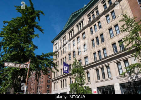 Les bâtiments de classe NYU, Greenwich Village, NEW YORK, USA Banque D'Images