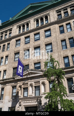 Les bâtiments de classe NYU, Greenwich Village, NEW YORK, USA Banque D'Images