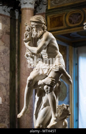 Rome. L'Italie. Gian Lorenzo Bernini (1598-1680), Aeneas, Marin : Blouse, et Ascanius, sculpture en marbre, 1618-1620. Galerie Borghèse. Enea che fugge dalle f Banque D'Images