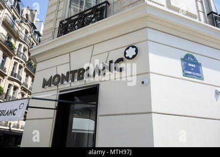 Mont Blanc magasin au Champs Elysées à Paris, France Banque D'Images