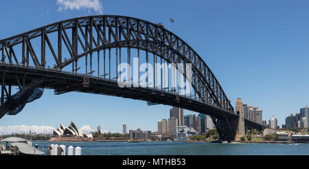 Vue panoramique sur Sydney skyline and Harbour, Sydney, New South Wales, Australia Banque D'Images