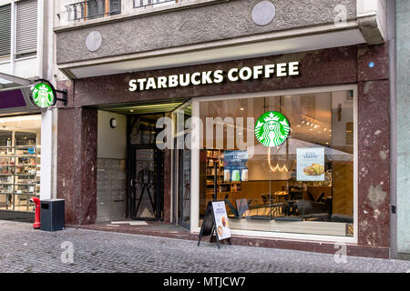 Café Starbucks à Genève Banque D'Images