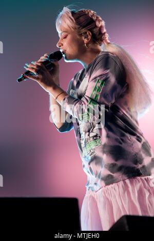 Lily Allen effectue en common People Festival à Southampton Banque D'Images