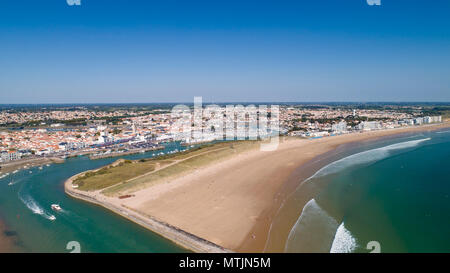 Vue aérienne de Saint Gilles Croix de Vie en Vendée, France Banque D'Images